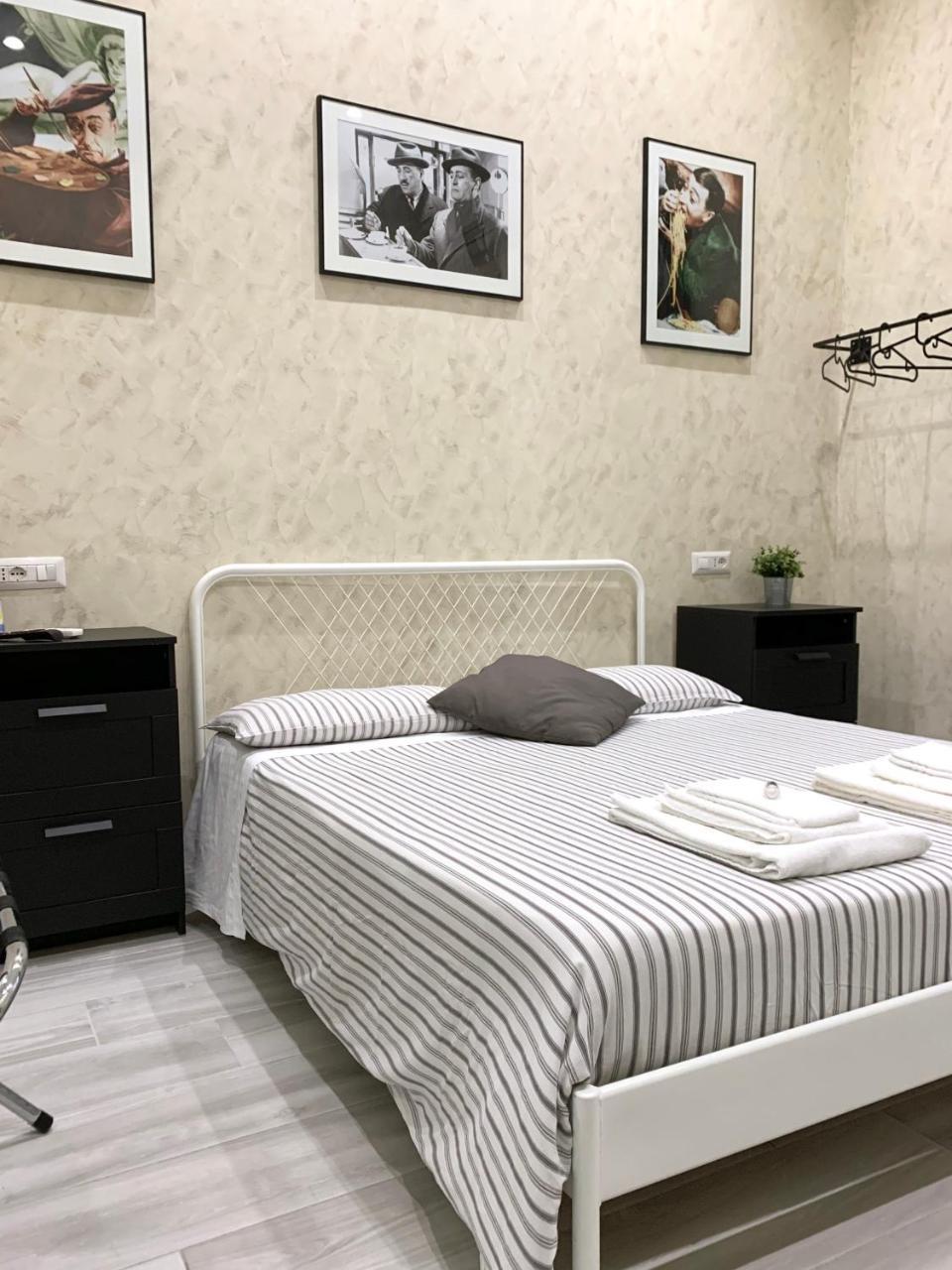 Hotel Bed No Breakfast Ak Nápoles Exterior foto